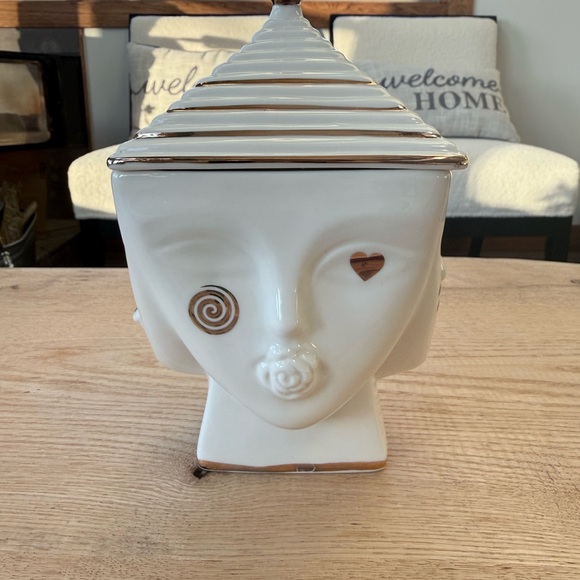 ‼️Last One‼️Jonathan Adler White and Gold Face Candle Holder - Picture 3 of 6